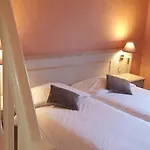 Logis L'auberge Bourbonnaise 3*