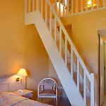 Logis L'auberge Bourbonnaise 3*