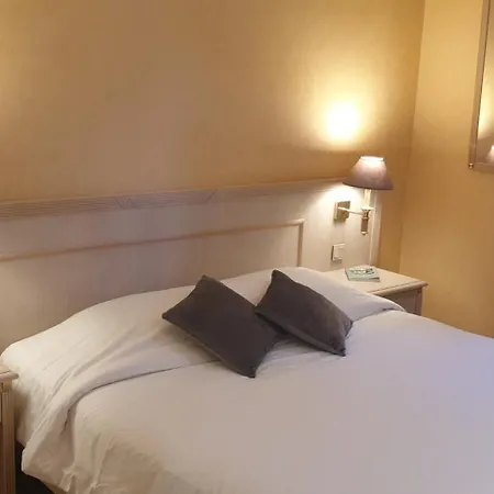 Logis L'auberge Bourbonnaise - Vichy Sud 3* Saint-Yorre