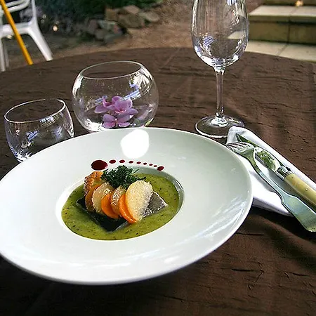 Logis L'auberge Bourbonnaise 3*