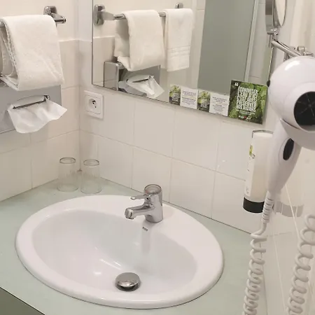 Logis L'auberge Bourbonnaise 3* Saint-Yorre