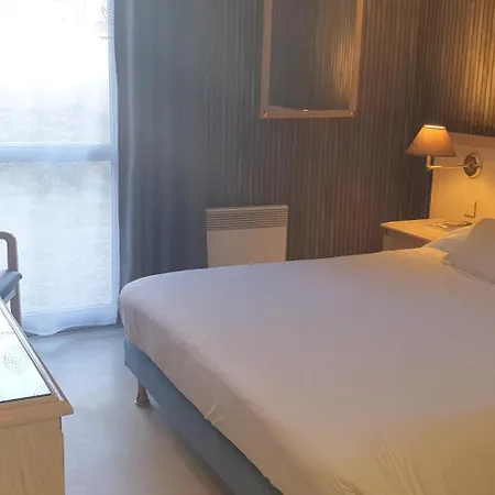 Logis L'auberge Bourbonnaise 3*