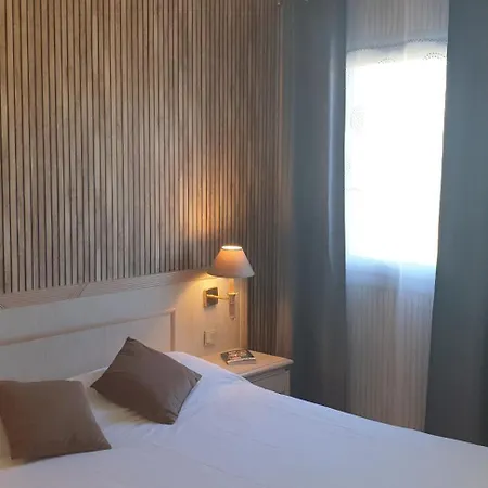 Ξενοδοχείο Logis L'auberge Bourbonnaise - Vichy Sud Saint-Yorre
