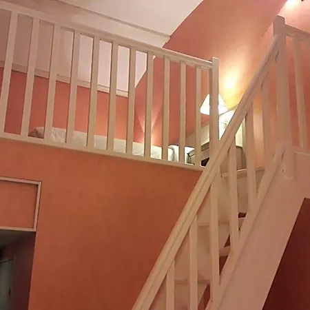 Hotel Logis L'auberge Bourbonnaise - Vichy Sud Saint-Yorre