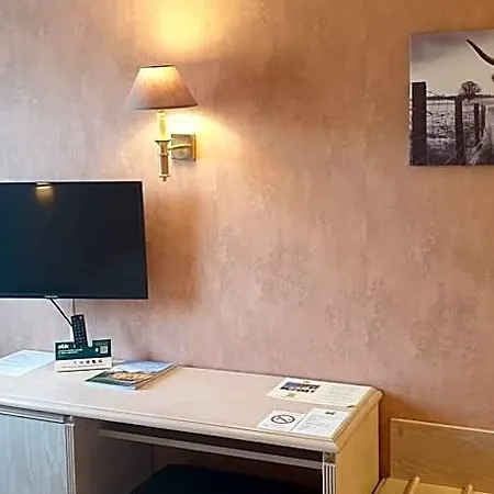 Hotel Logis L'auberge Bourbonnaise - Vichy Sud