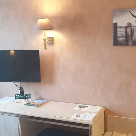 Hotel Logis L'auberge Bourbonnaise - Vichy Sud