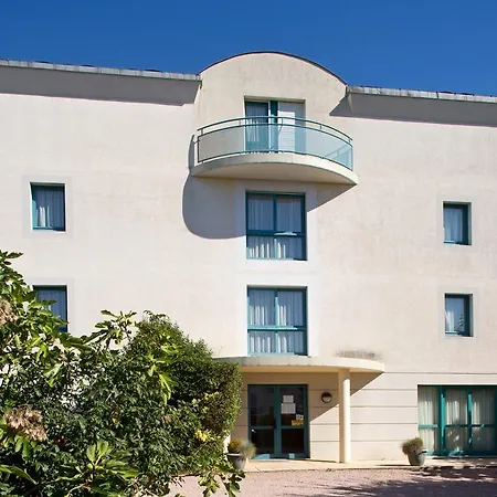 Logis L'auberge Bourbonnaise Hotel Saint-Yorre