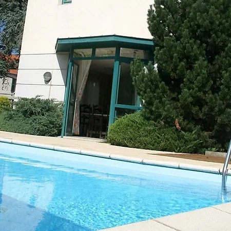 Logis L'auberge Bourbonnaise 3* Saint-Yorre