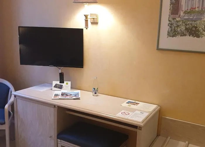 Logis L'auberge Bourbonnaise 3*