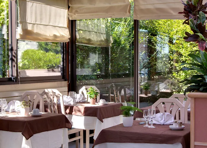 Logis L'auberge Bourbonnaise 3* Saint-Yorre