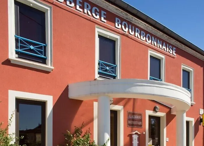 Logis L'auberge Bourbonnaise 호텔 Saint-Yorre