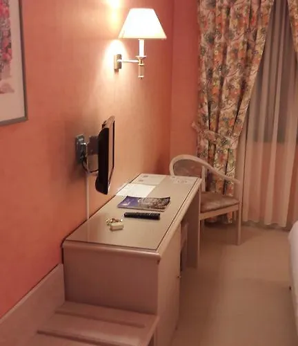 Logis L'auberge Bourbonnaise 3* Saint-Yorre